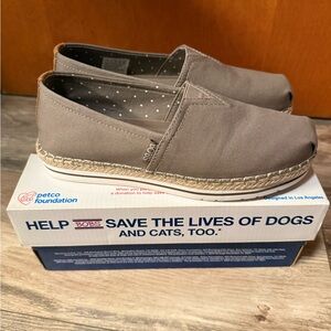 Skechers Taupe Canvas Espadrille Slip-Ons, Box included, worn once